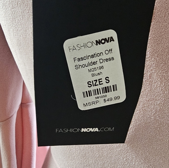 NWT Womens Formal Dress - Picture 4 of 10